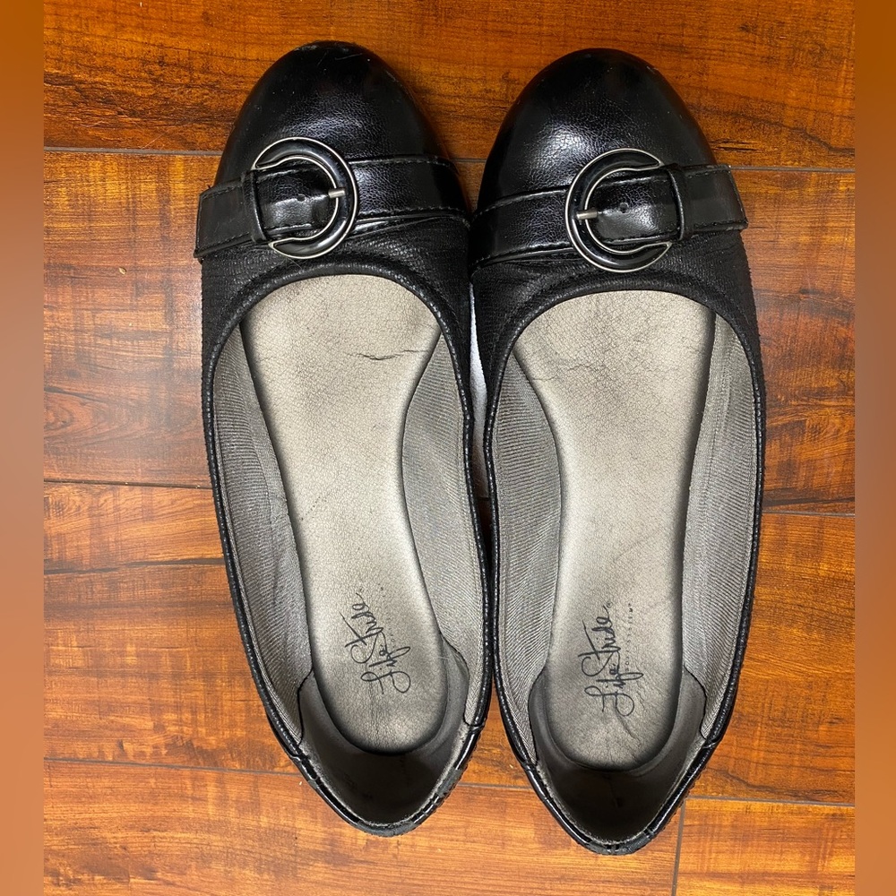 Life Stride black flats size 9W